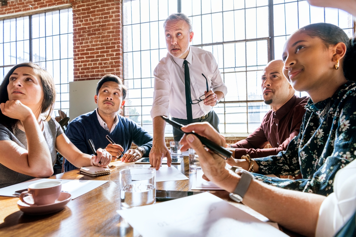les actifs en reconversion professionnelle après 50 ans offrent de nombreux avantages aux employeurs