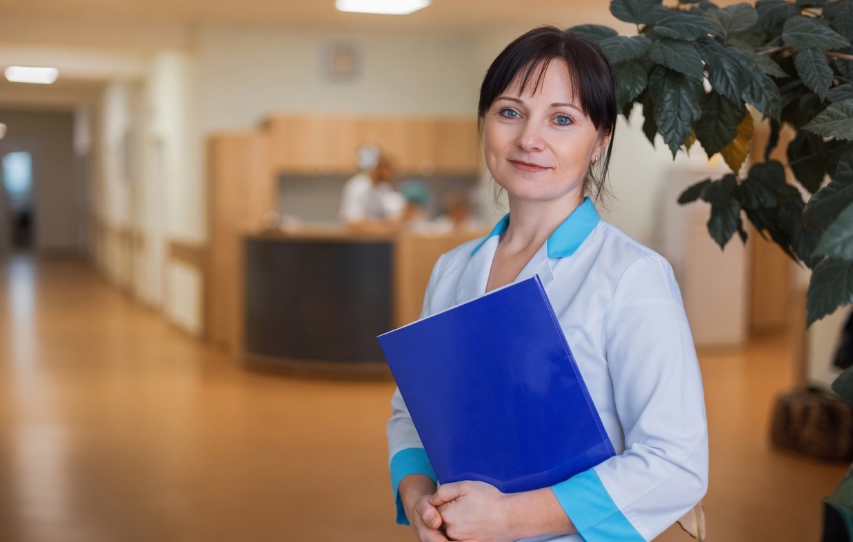 travailler dans le medico social sans être soignant